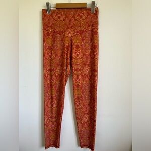 Aerie Real Me Chill Play Move Boho Orange Paisley High Waist Leggings - Large